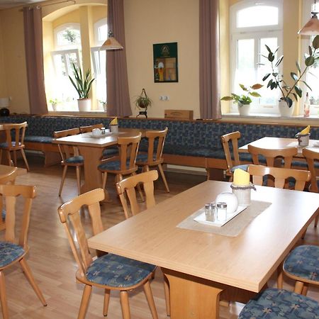 Gasthof Zum Alten Schulmeister Harra ภายนอก รูปภาพ