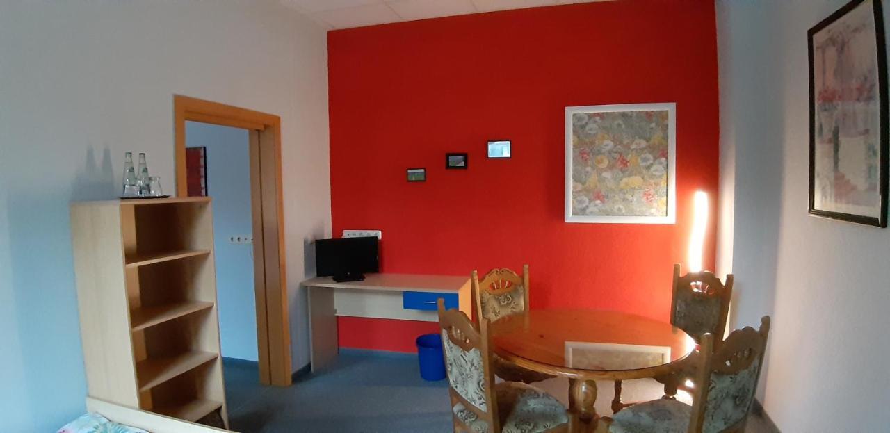 Gasthof Zum Alten Schulmeister Harra ภายนอก รูปภาพ