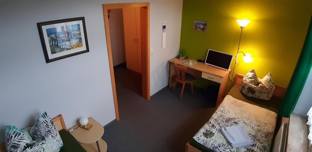 Gasthof Zum Alten Schulmeister Harra ภายนอก รูปภาพ