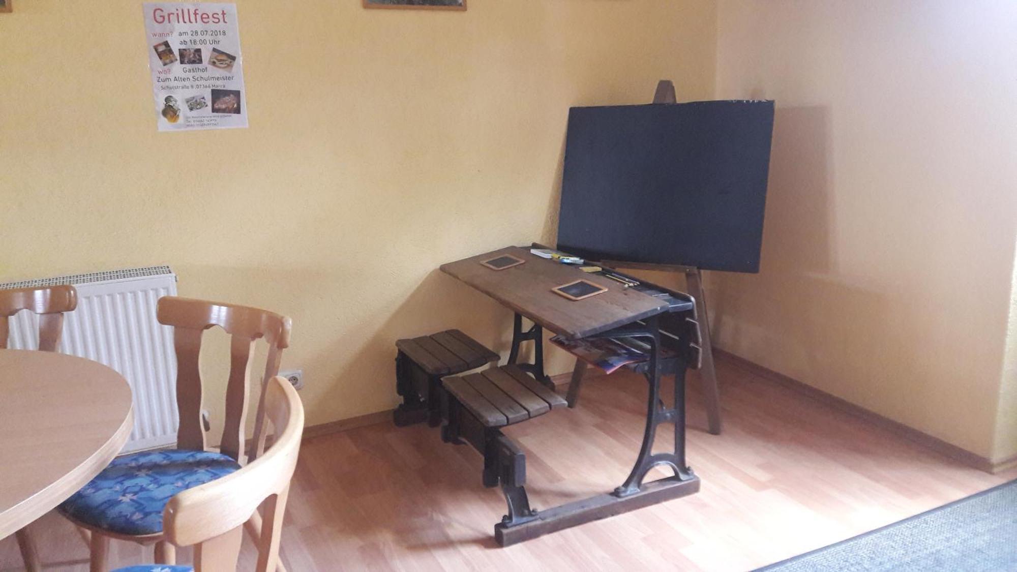 Gasthof Zum Alten Schulmeister Harra ภายนอก รูปภาพ