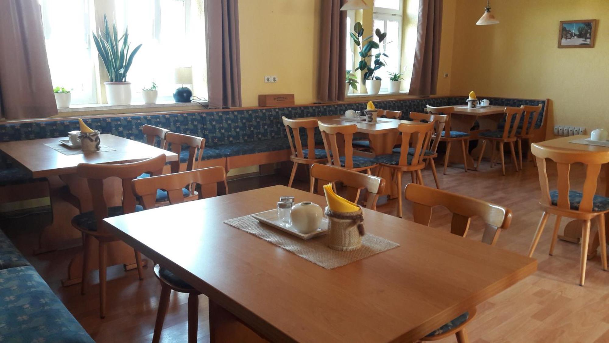 Gasthof Zum Alten Schulmeister Harra ภายนอก รูปภาพ