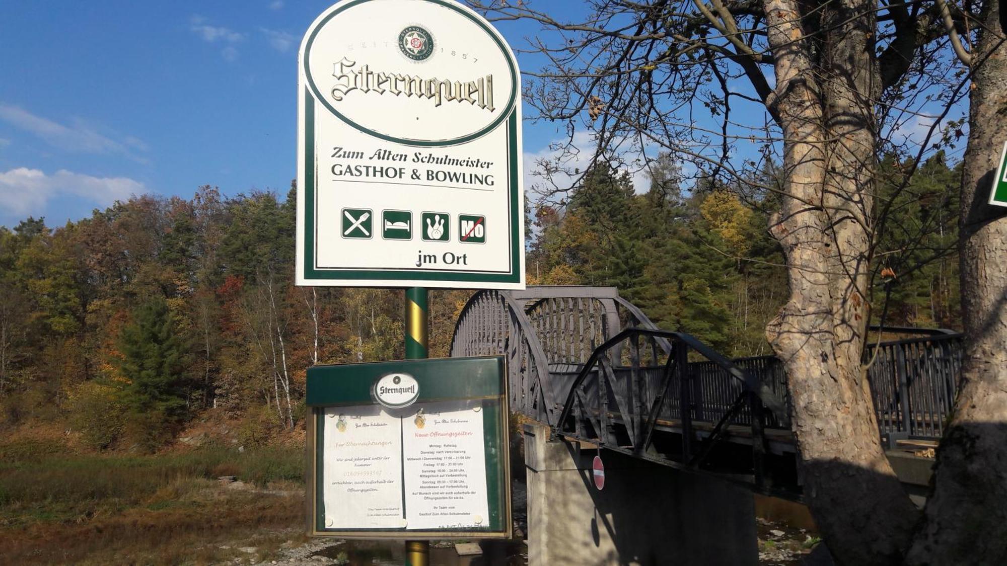 Gasthof Zum Alten Schulmeister Harra ภายนอก รูปภาพ