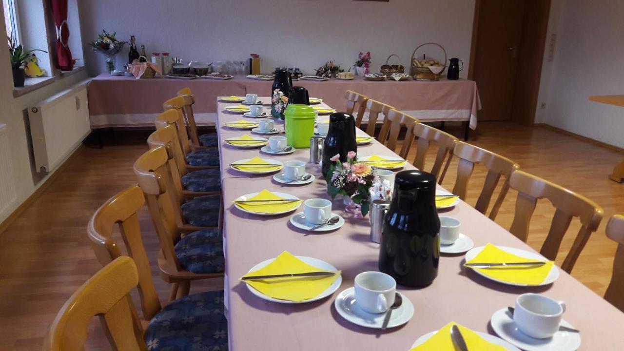 Gasthof Zum Alten Schulmeister Harra ภายนอก รูปภาพ