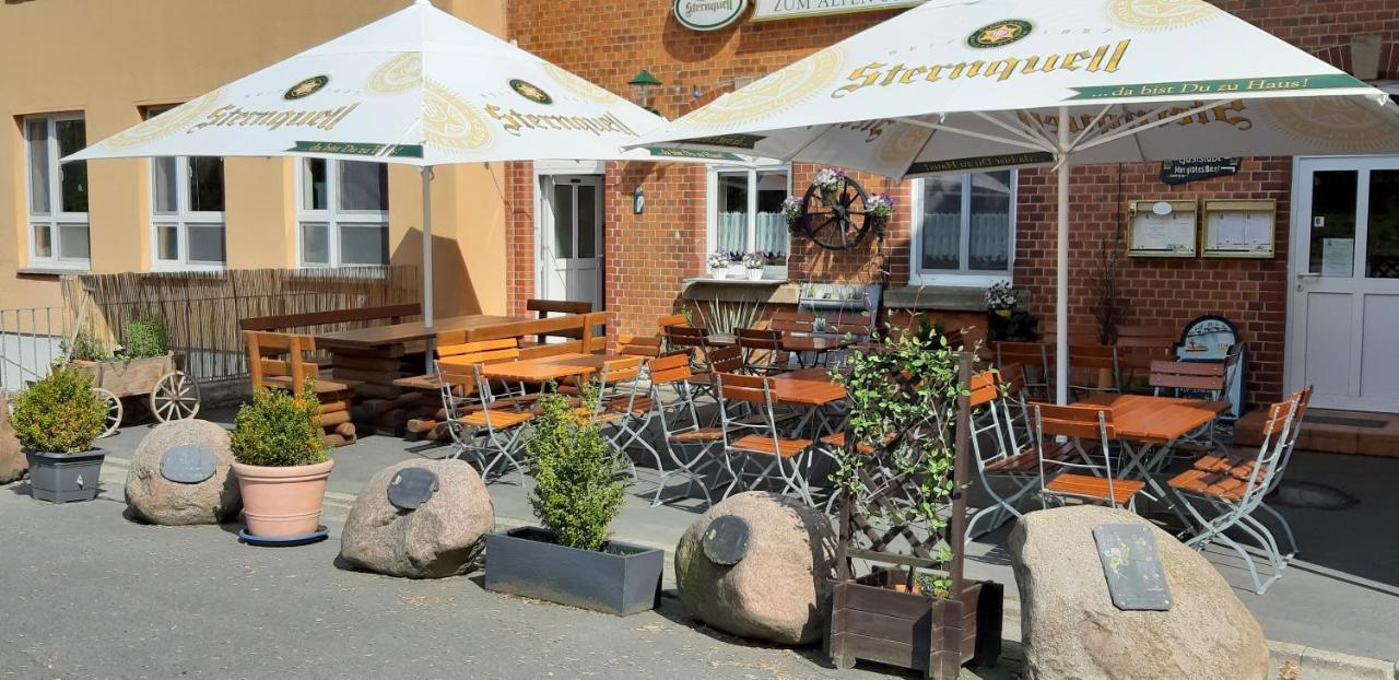 Gasthof Zum Alten Schulmeister Harra ภายนอก รูปภาพ